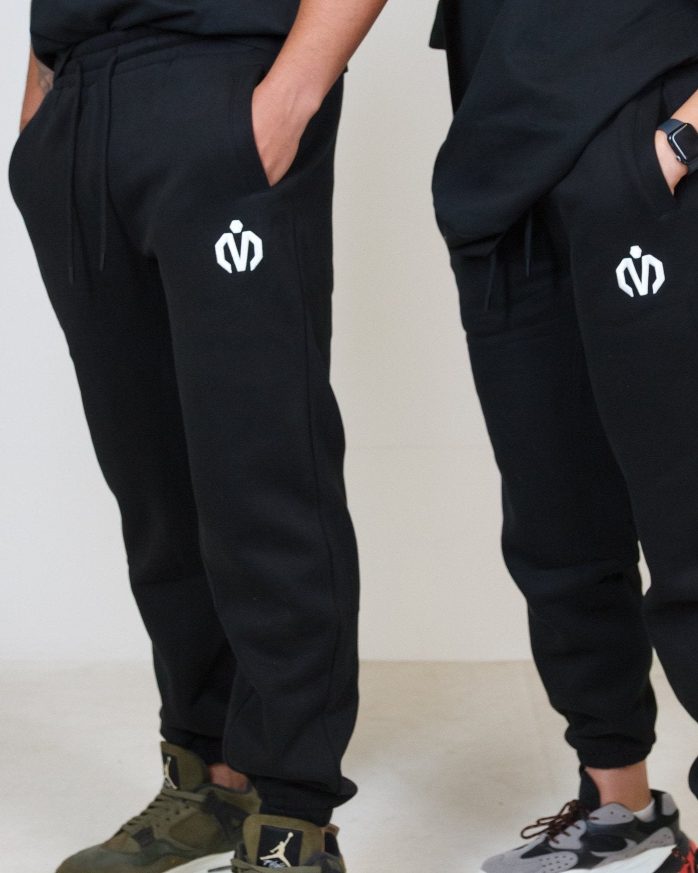 MEM 345G Heavyweight Fleece Joggers - Black - MEMFitness