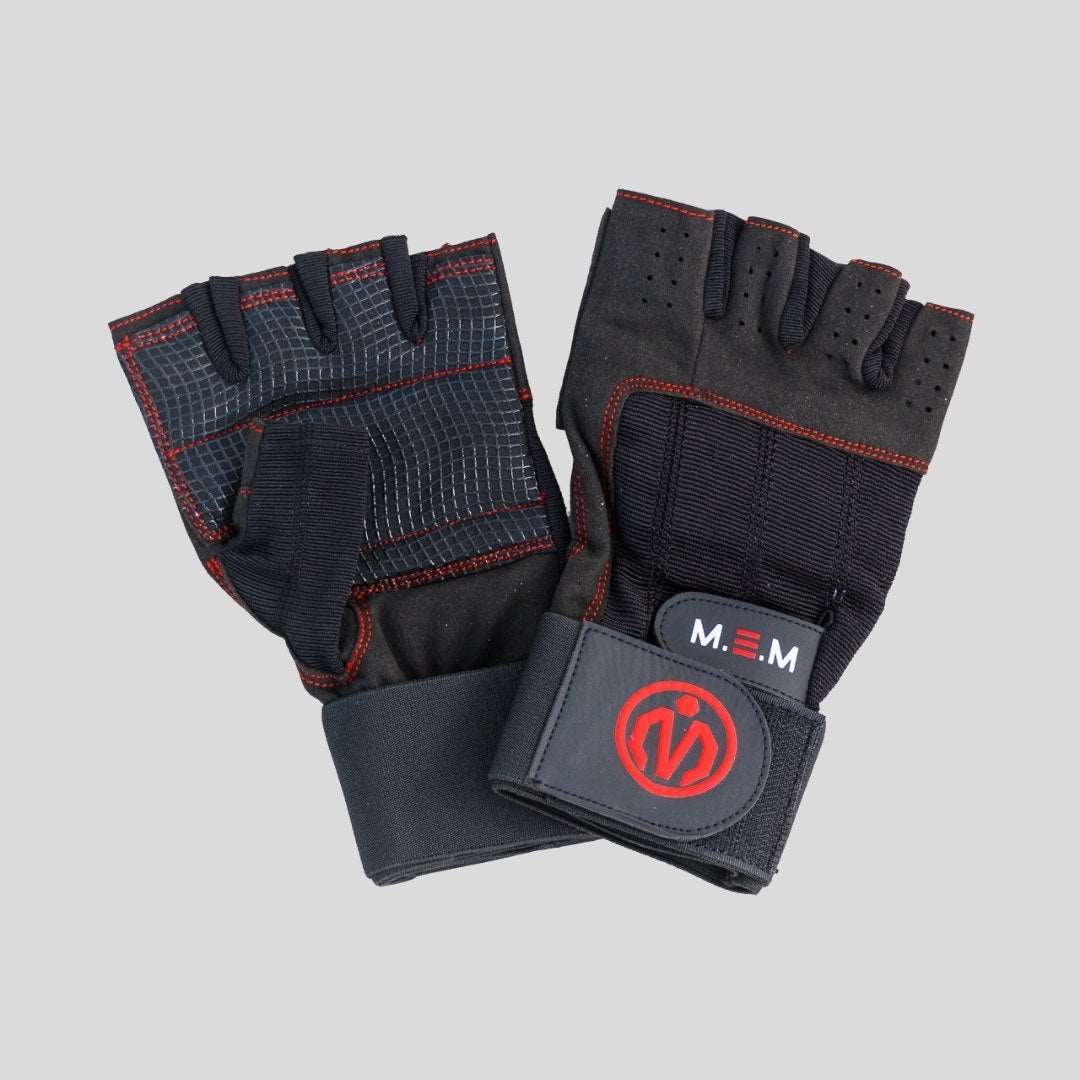 men weight lifting gloves with grips
