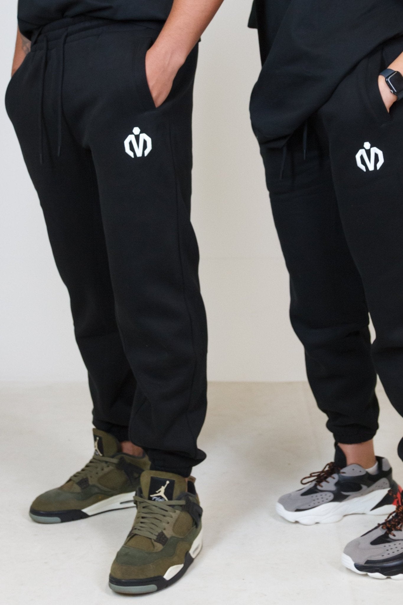 MEM 345G Heavyweight Fleece Joggers - Black - MEMFitness
