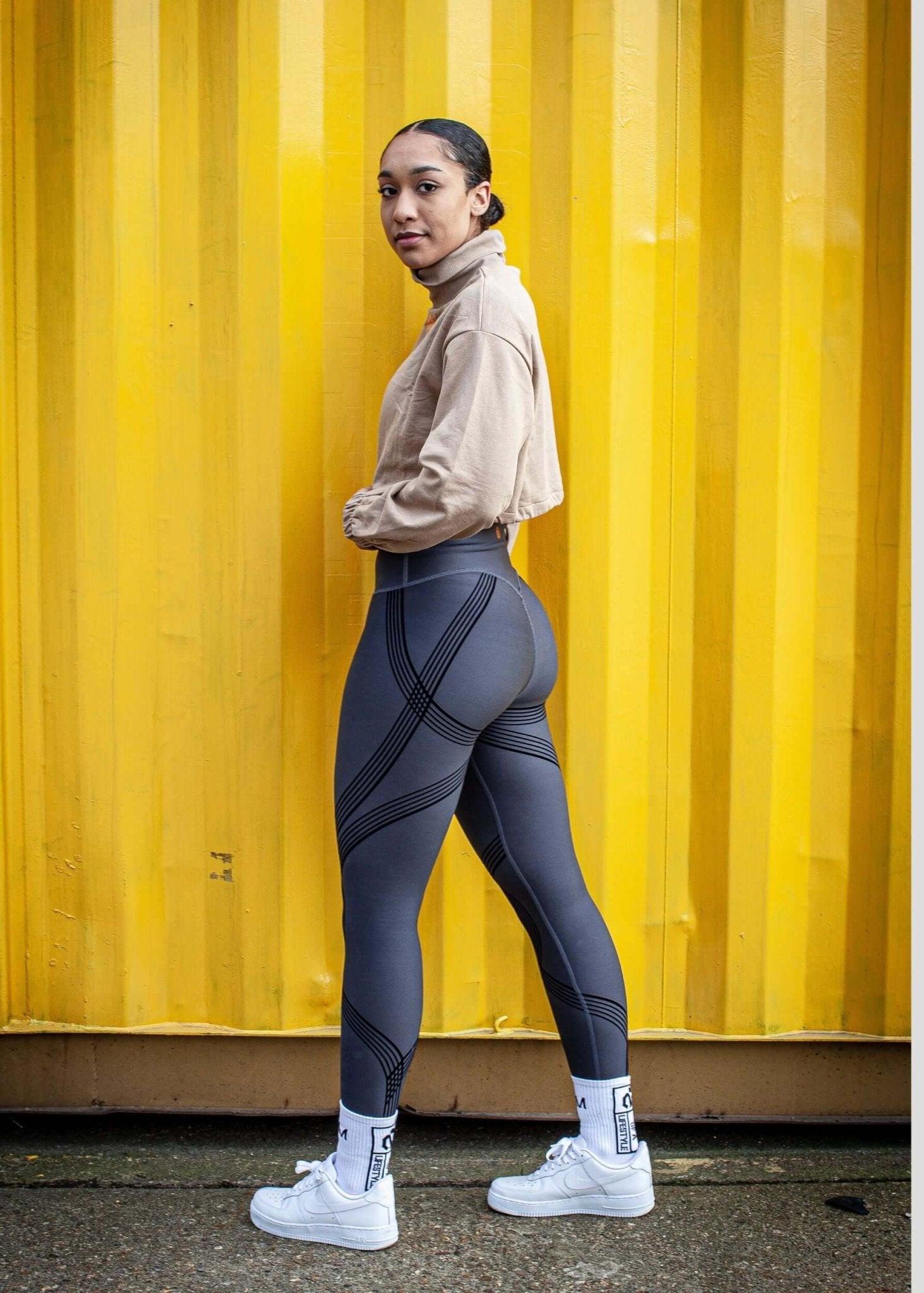 MEMFitness French Terry Crop Top Sandy - MEMFitness