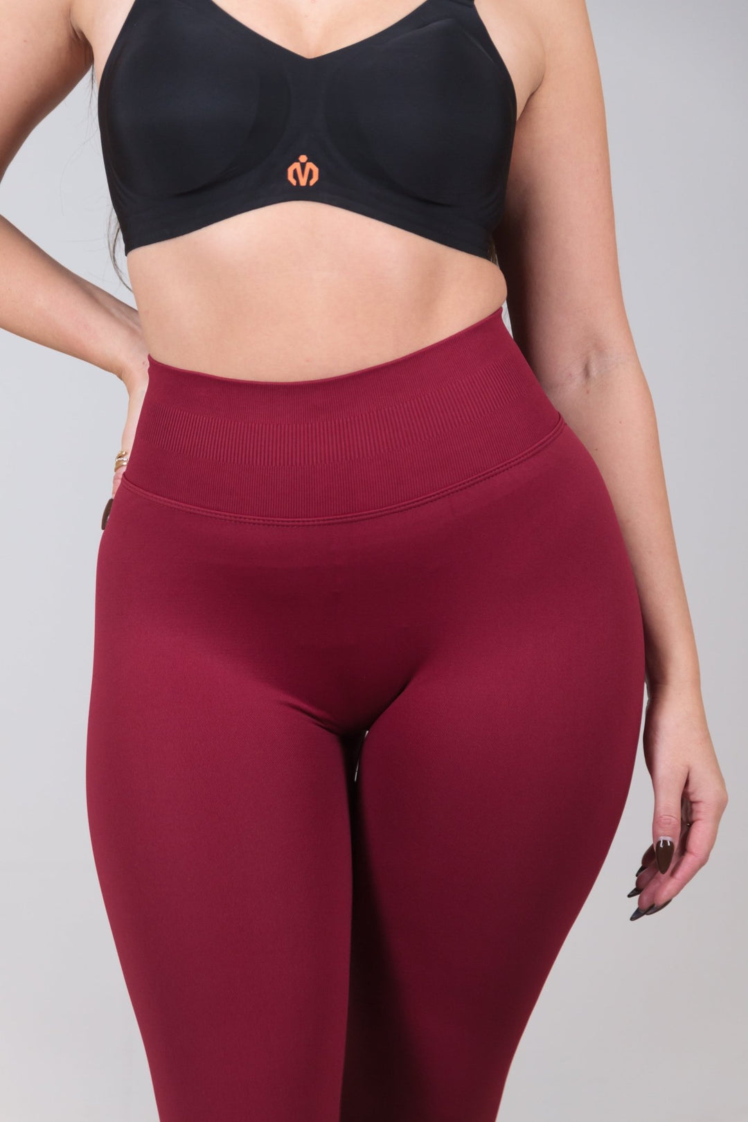 SoftSculptFlex Scrunch Bum Leggings – Burgundy - MEMFitness