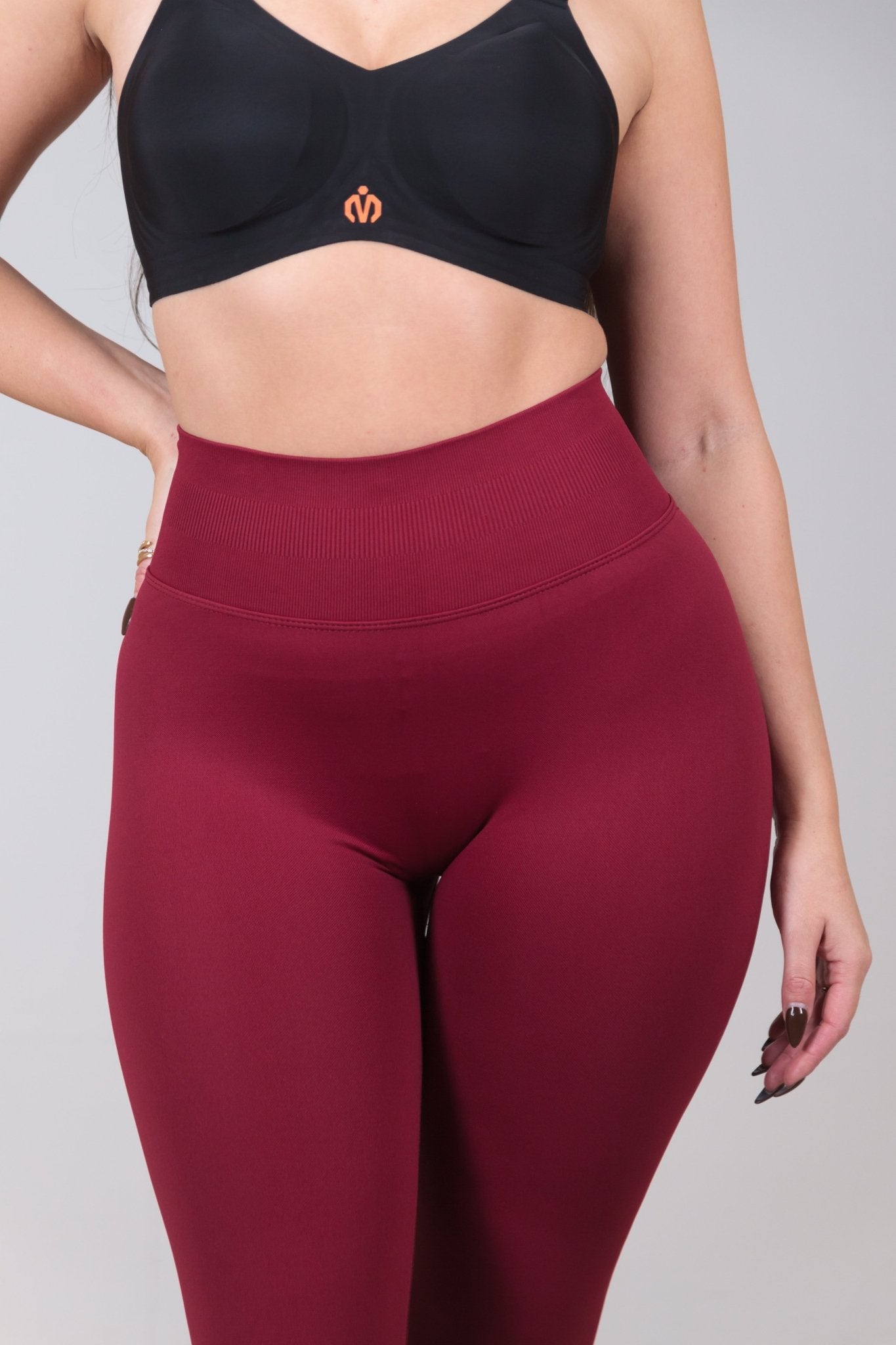 SoftSculptFlex Scrunch Bum Leggings – Burgundy - MEMFitness